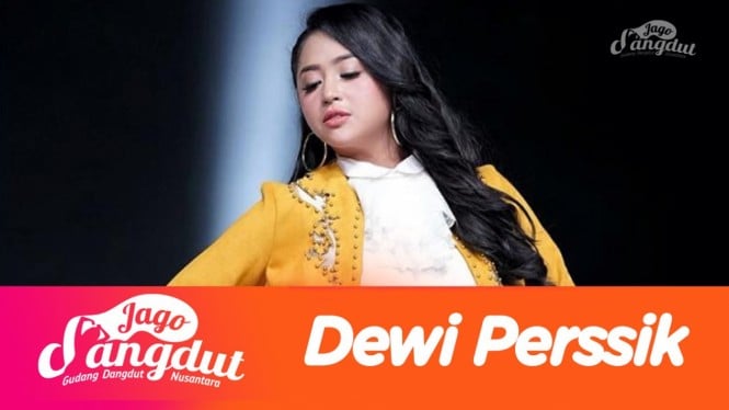 Dewi Perssik 